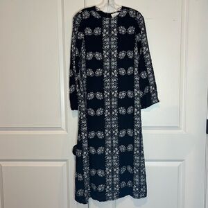 Hyacinth House Harrington Navy White Floral Long Sleeve Shift Midi Dress XS